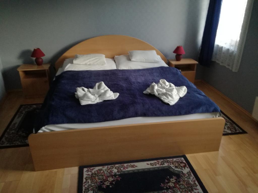 Hotel Arany Trofea Eger Eksteriør bilde