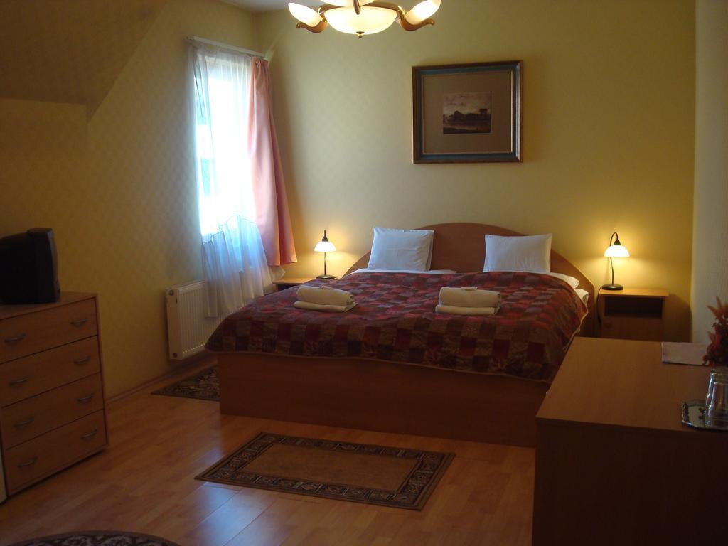 Hotel Arany Trofea Eger Eksteriør bilde